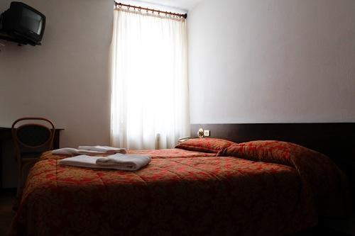 Hotel Posta Априка Экстерьер фото