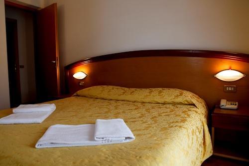 Hotel Posta Априка Экстерьер фото