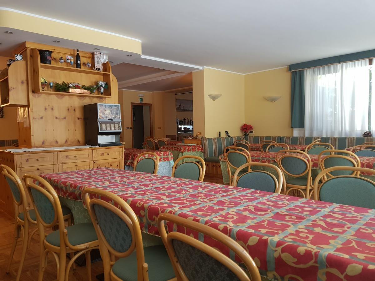 Hotel Posta Априка Экстерьер фото