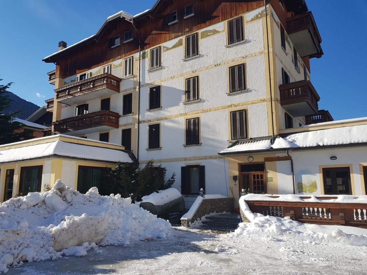Hotel Posta Априка Экстерьер фото